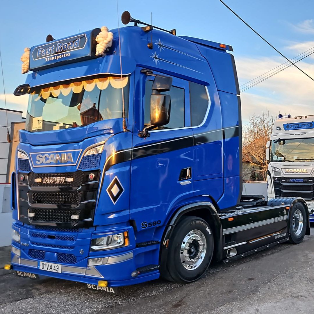 Scania 21 - Nossos Trabalhos
